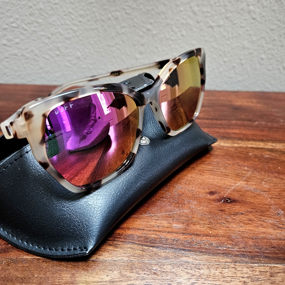 NEW VERA Diff Eyewear Sunglasses with Pink/ Yellow Polarized Lenses - Picture 10 of 12